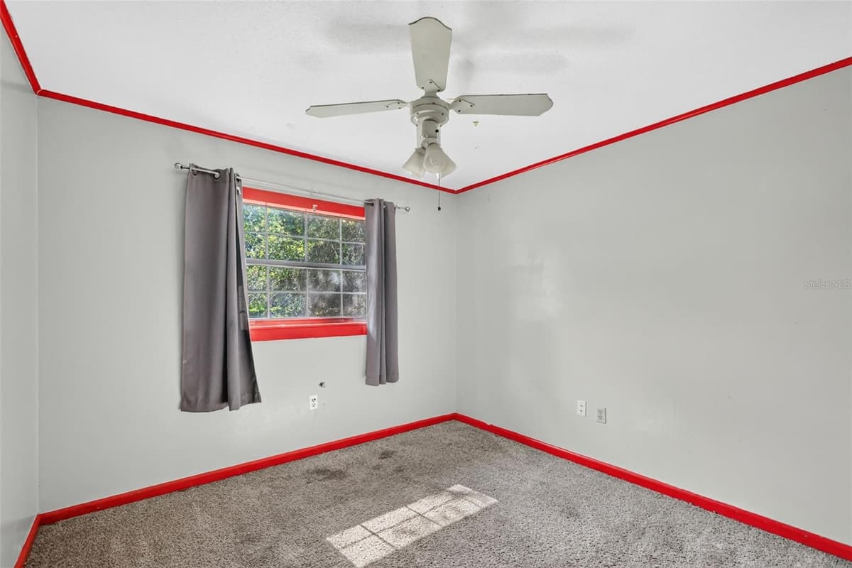 315 LONE OAK DRIVE — photo 17 of 26