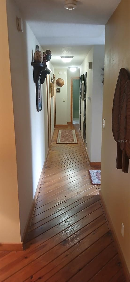 855 RIDGEWOOD AVENUE — photo 9 of 35