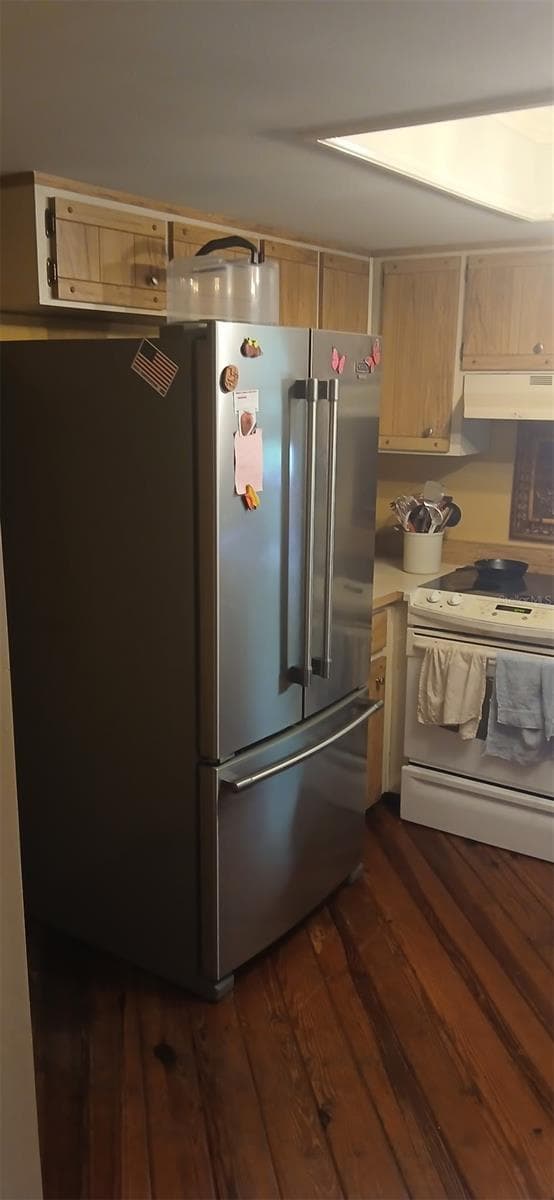 855 RIDGEWOOD AVENUE — photo 5 of 35