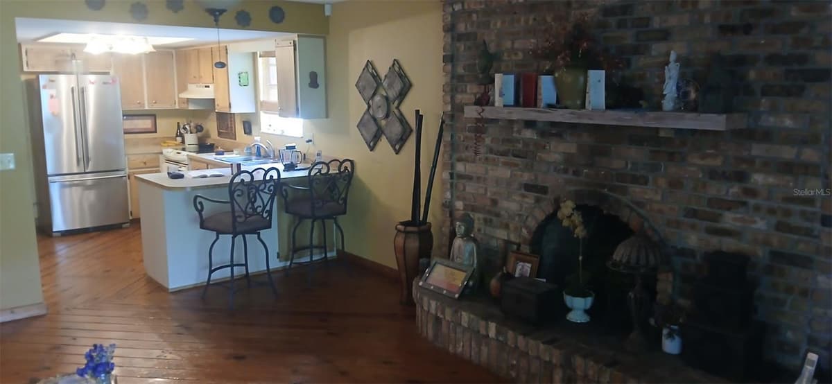 855 RIDGEWOOD AVENUE — photo 3 of 35
