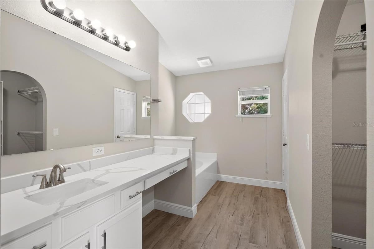 2417 SANDRIDGE CIRCLE — photo 26 of 59