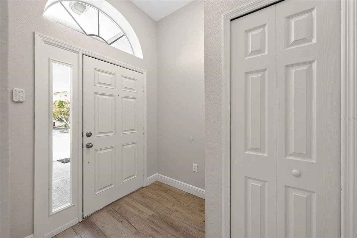 2417 SANDRIDGE CIRCLE — photo 33 of 59