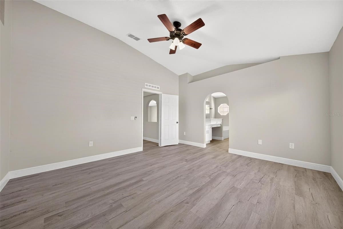 2417 SANDRIDGE CIRCLE — photo 24 of 59