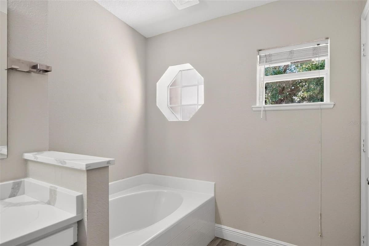 2417 SANDRIDGE CIRCLE — photo 28 of 59