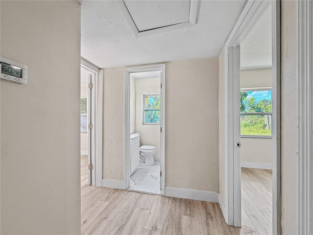 642 20TH STREET — photo 13 of 14