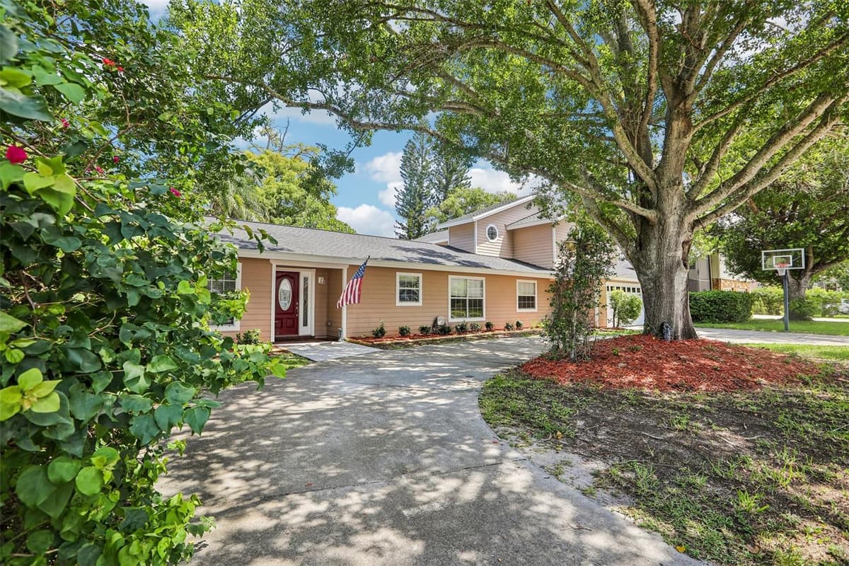 3131 CANAL DRIVE — photo 3 of 63