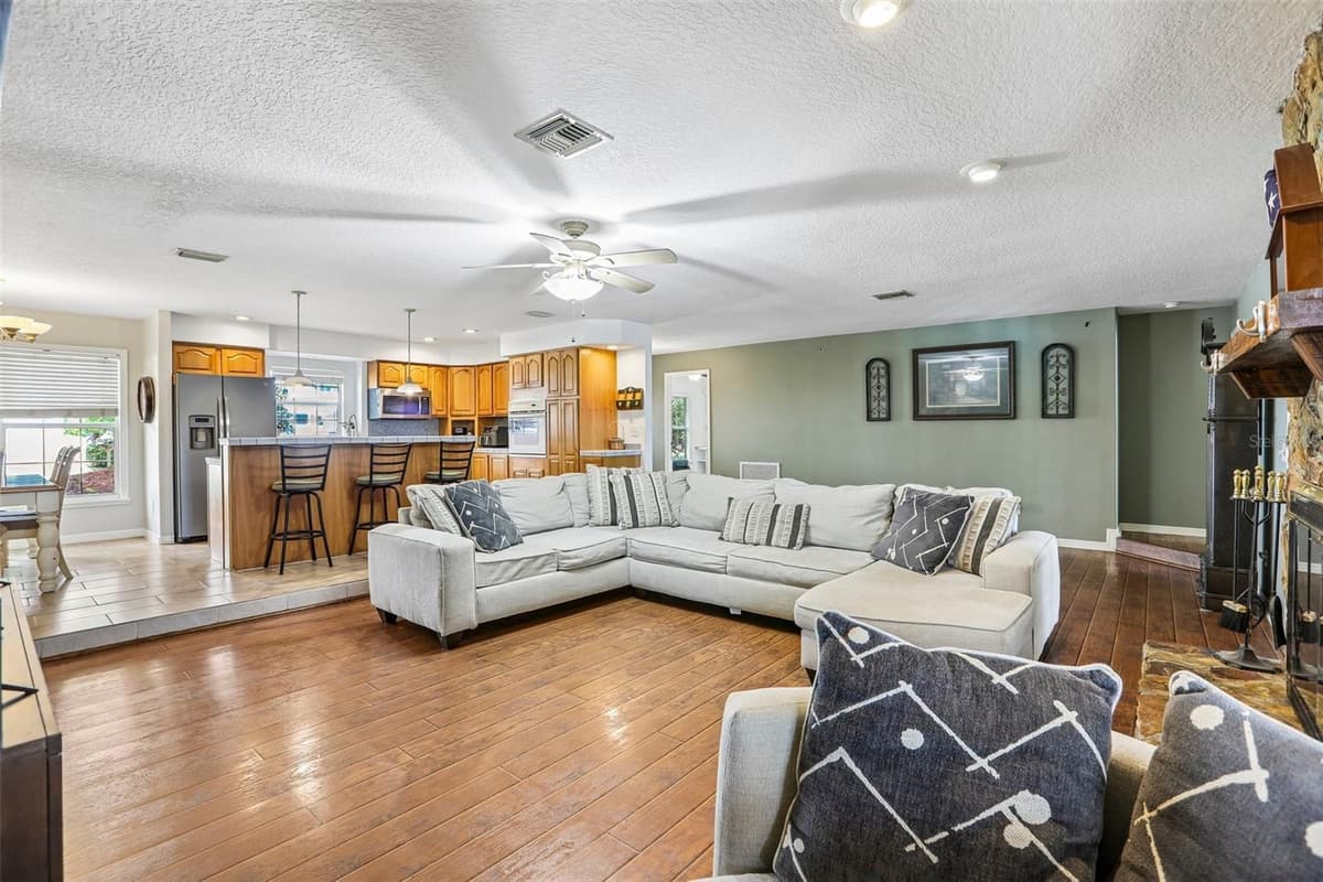 3131 CANAL DRIVE — photo 7 of 63