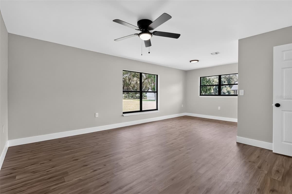 1651 GRANADA BOULEVARD — photo 36 of 57