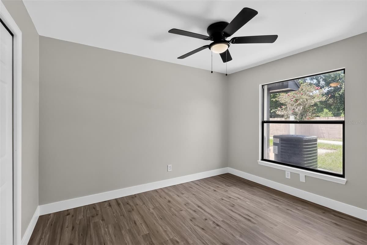 1651 GRANADA BOULEVARD — photo 43 of 57