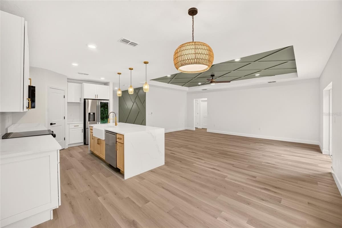 1 WALNUT DRIVE — photo 8 of 28