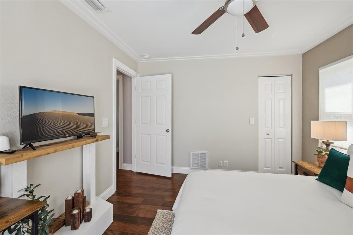 954 COBBLESTONE LANE — photo 50 of 76
