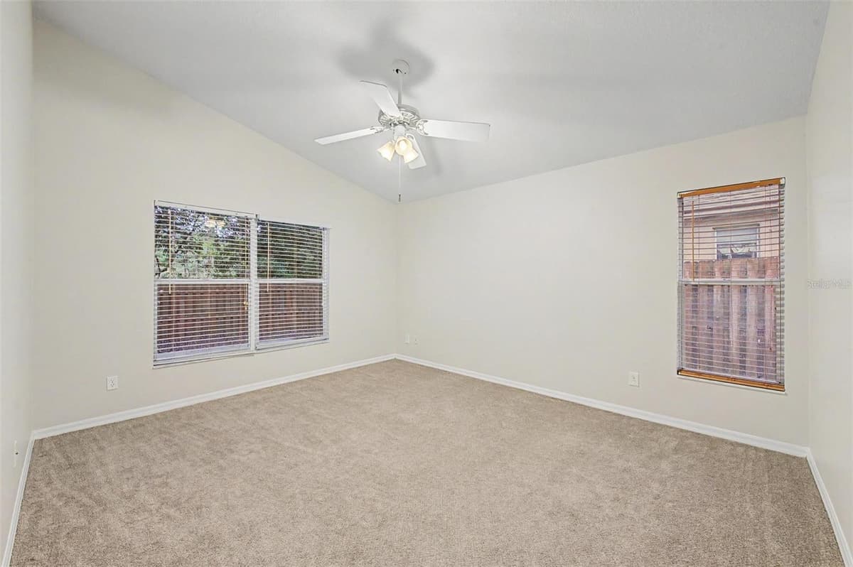 6222 CRICKETHOLLOW DRIVE — photo 30 of 35
