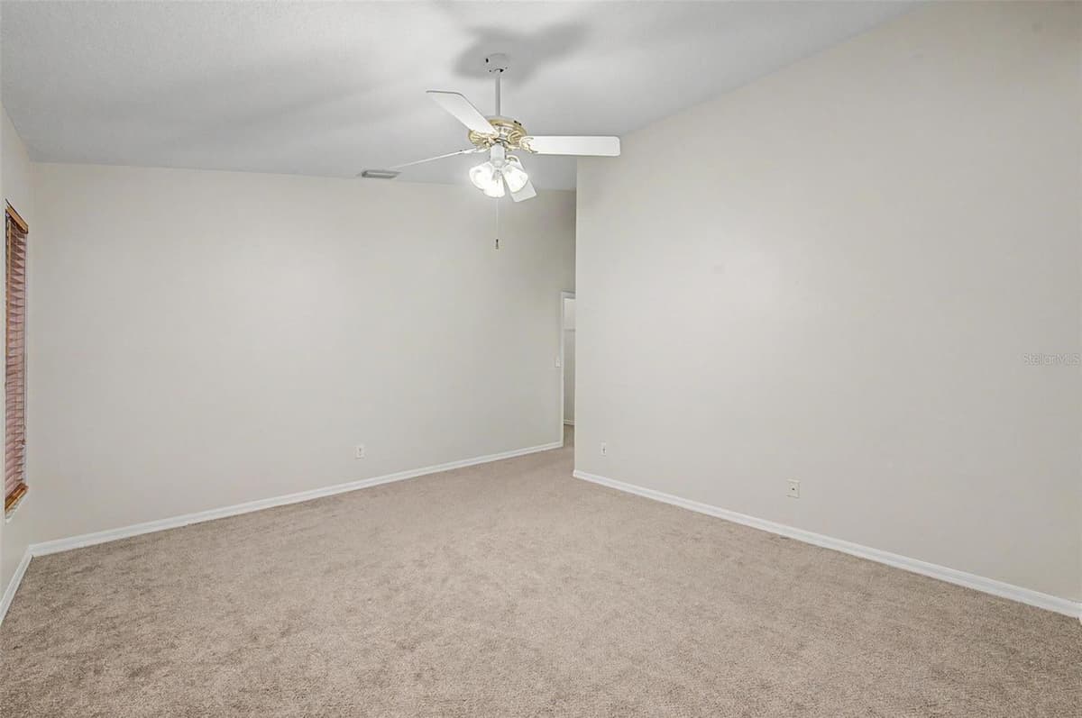 6222 CRICKETHOLLOW DRIVE — photo 32 of 35