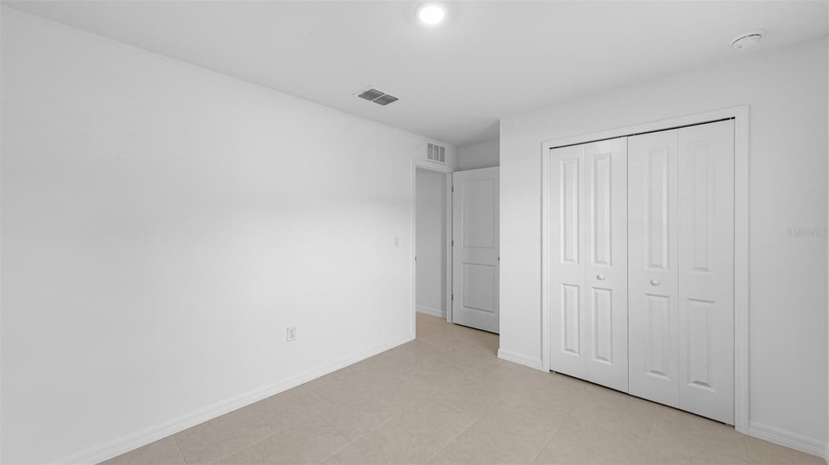 1629 DORCHESTER STREET — photo 10 of 26
