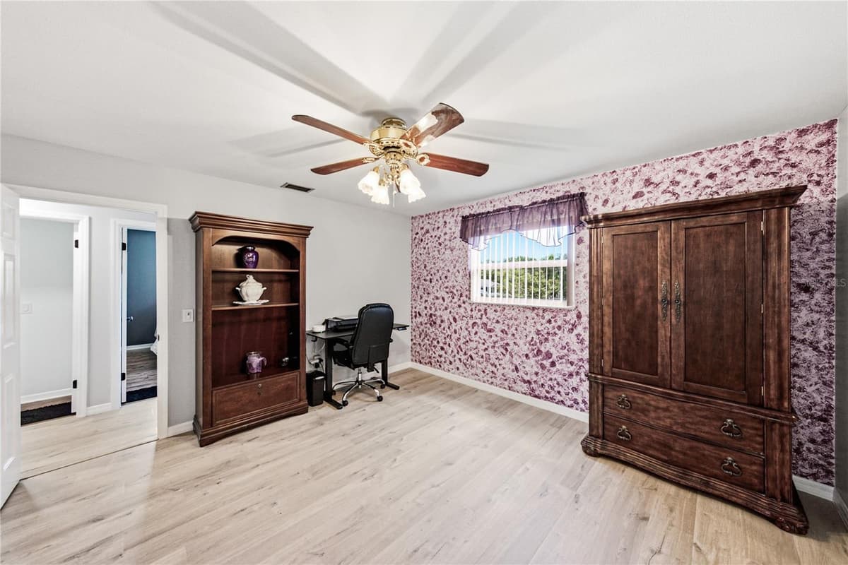 1018 TOWER LANE — photo 30 of 80