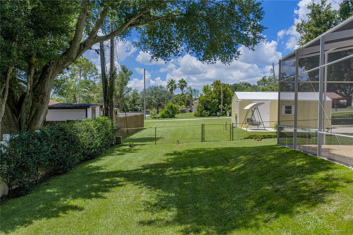 1018 TOWER LANE — photo 76 of 80