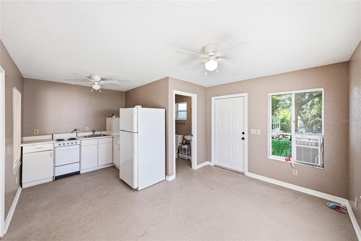 1018 TOWER LANE — photo 58 of 80