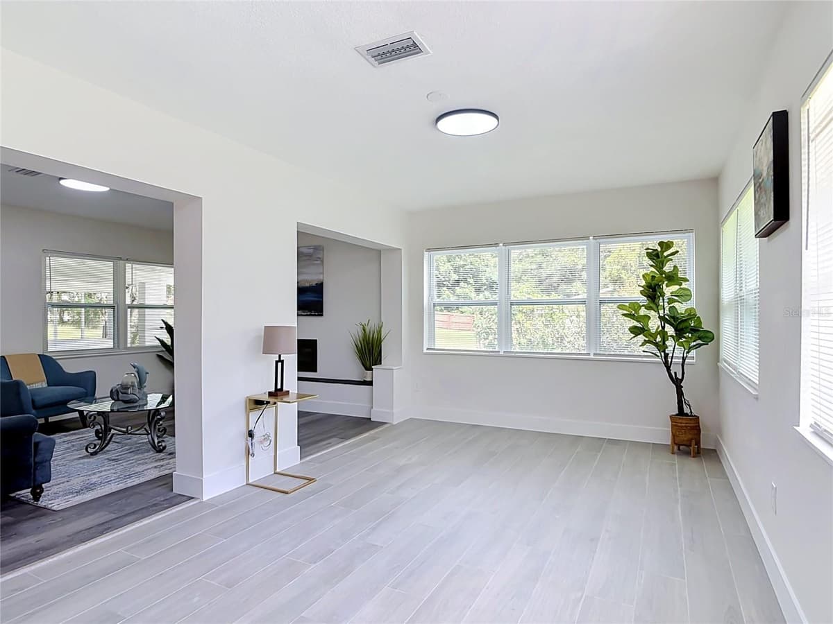 303 LAKE GERTIE ROAD — photo 10 of 35