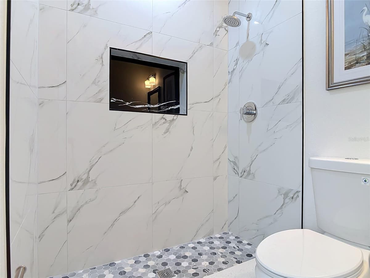 303 LAKE GERTIE ROAD — photo 18 of 35