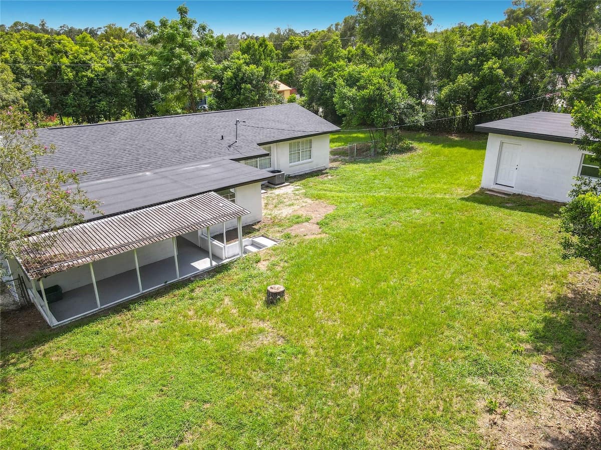 303 LAKE GERTIE ROAD — photo 31 of 35