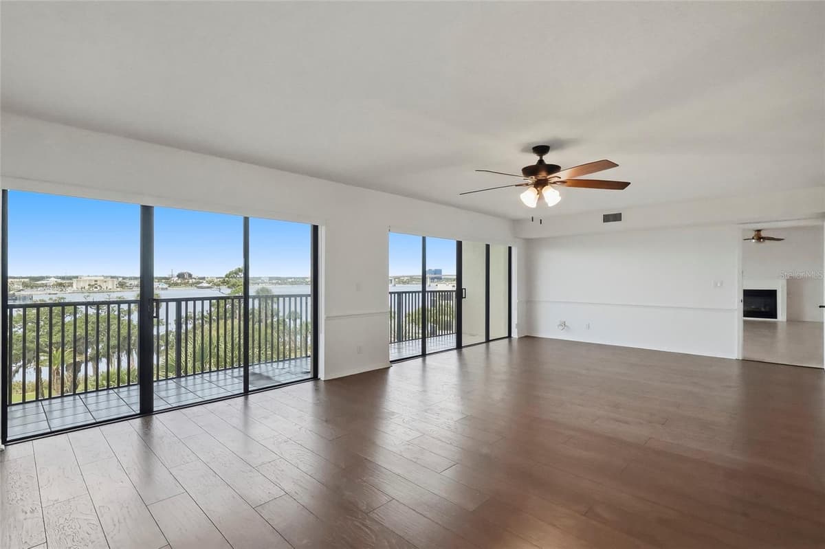 944 PENINSULA DRIVE — photo 14 of 39
