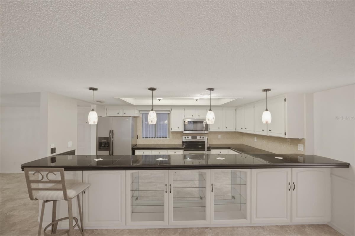 944 PENINSULA DRIVE — photo 9 of 39