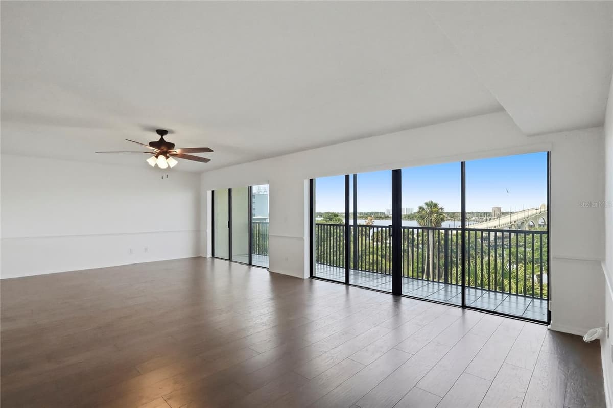 944 PENINSULA DRIVE — photo 5 of 39