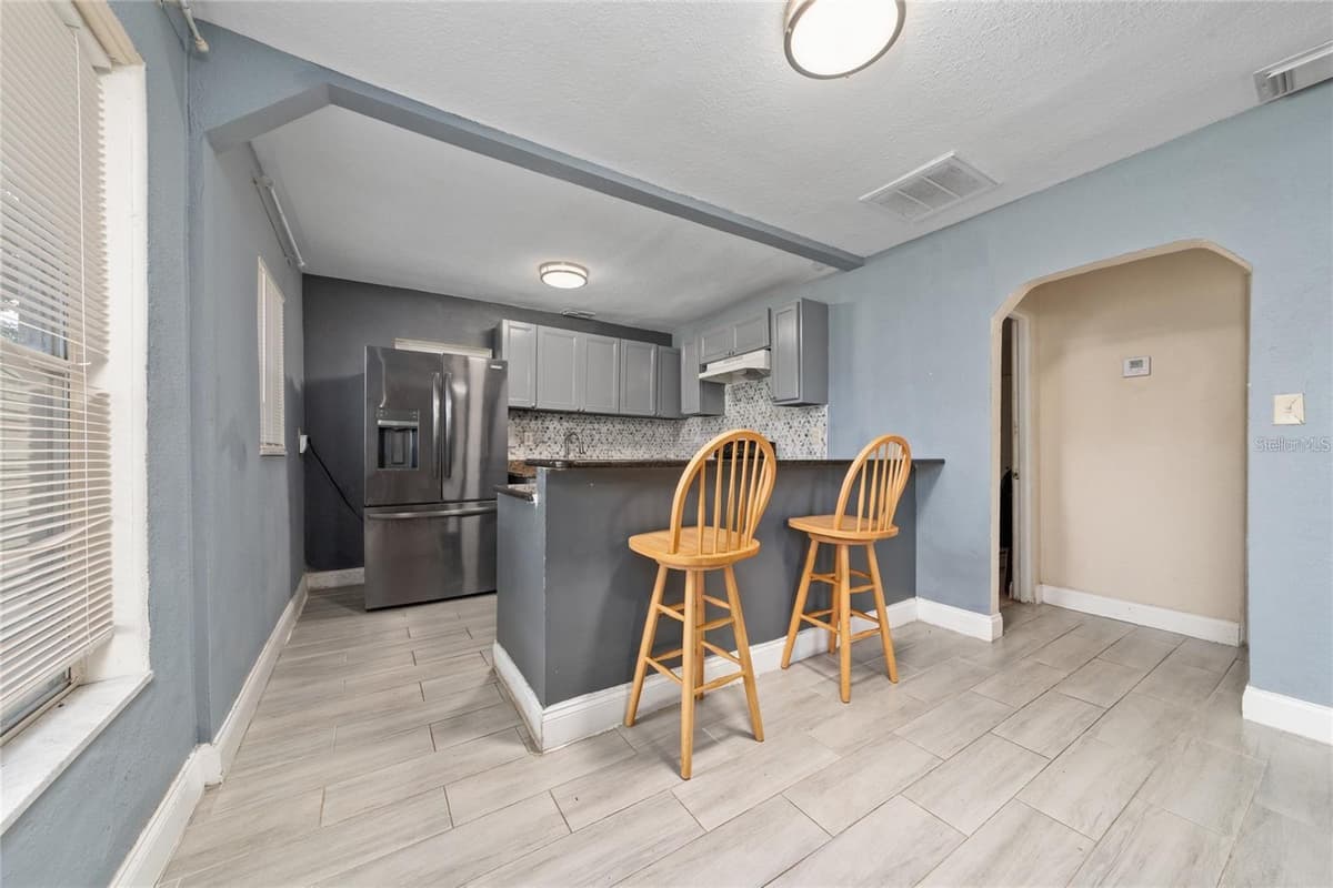 713 22ND STREET — photo 8 of 21