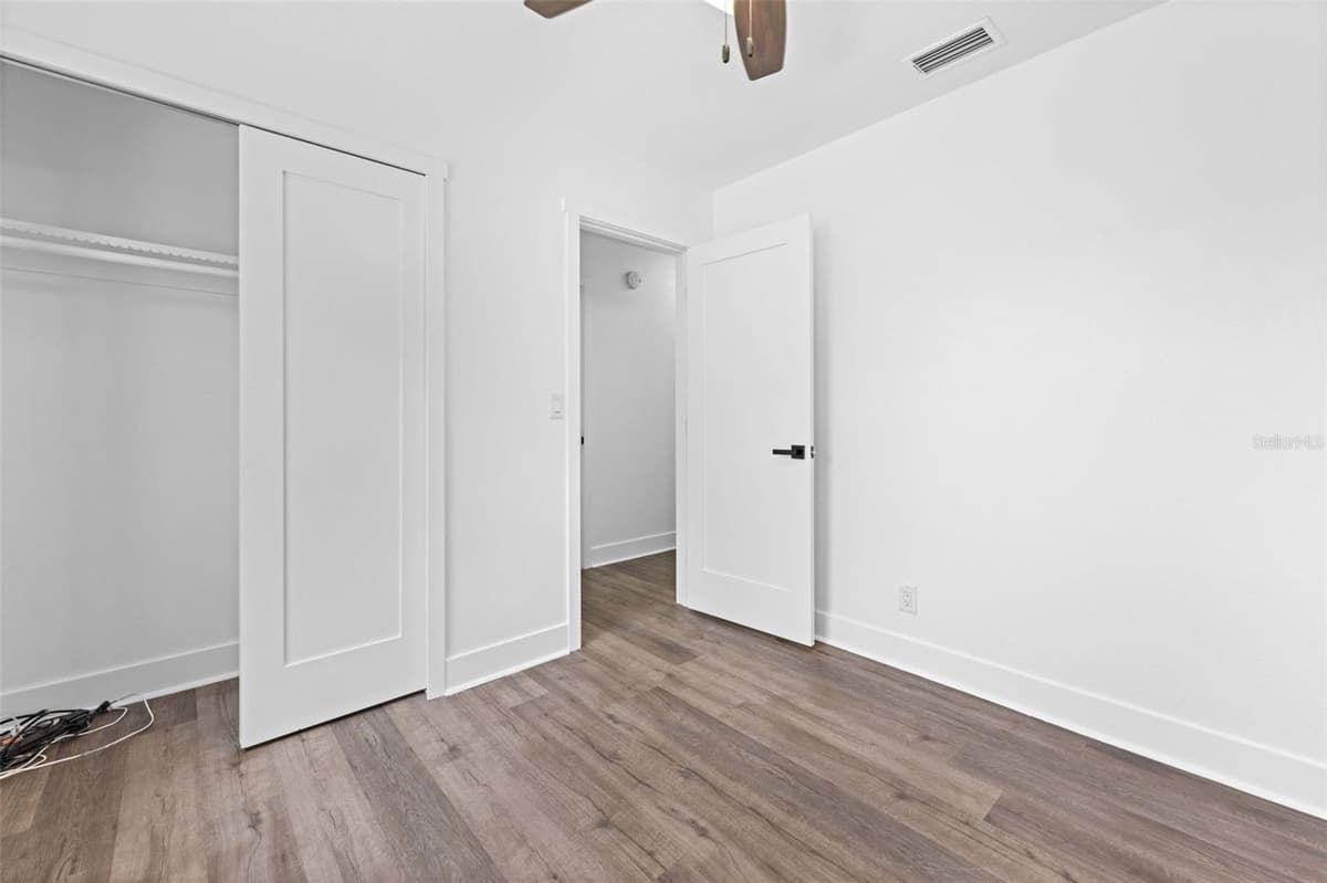 6928 WEST SHORE BOULEVARD — photo 27 of 49
