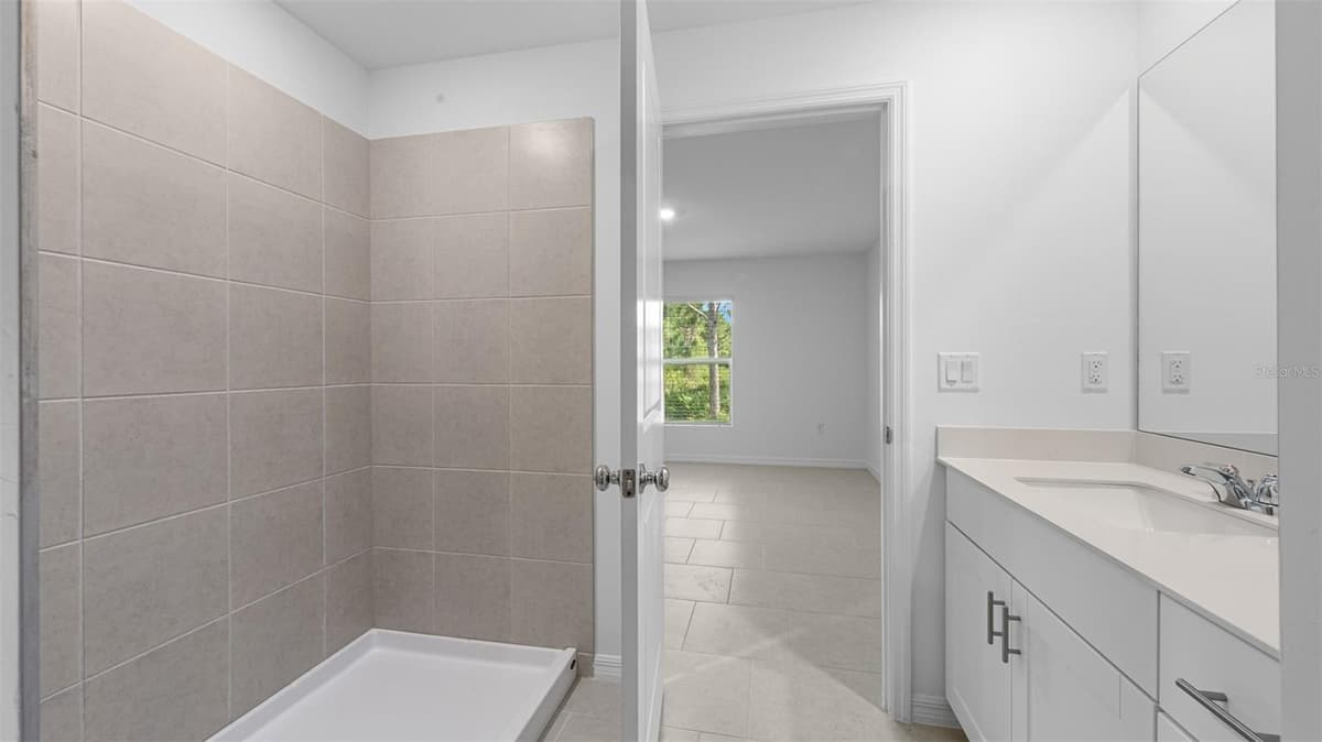1302 ARROW STREET — photo 24 of 26