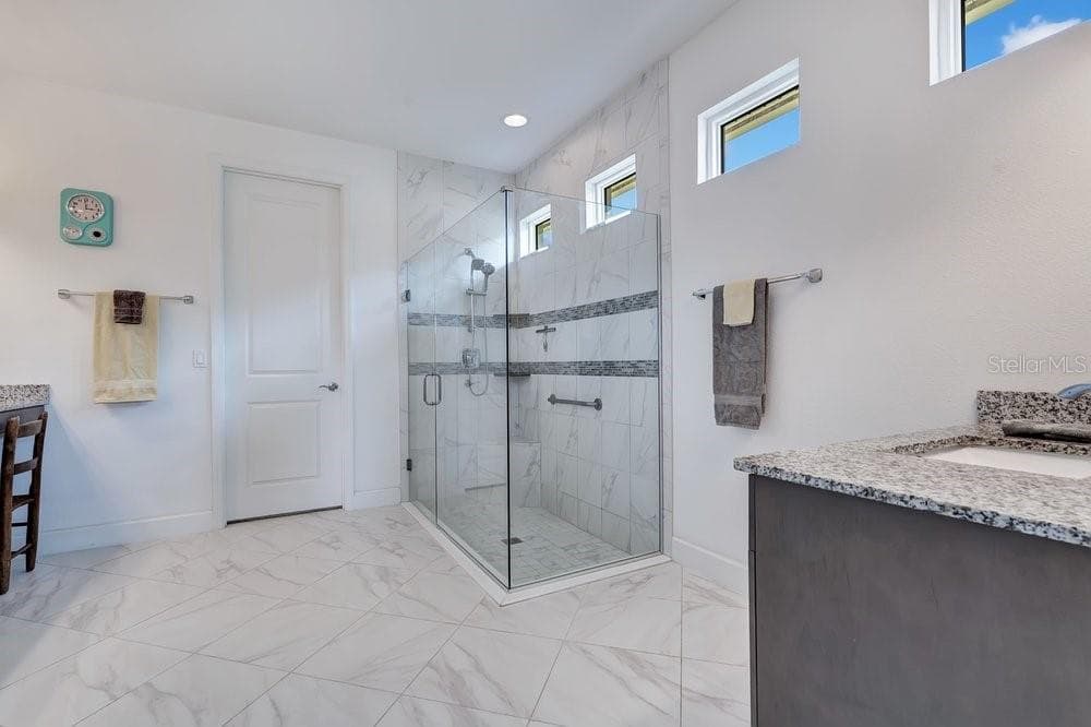 1314 EGGLESTON DRIVE — photo 17 of 37
