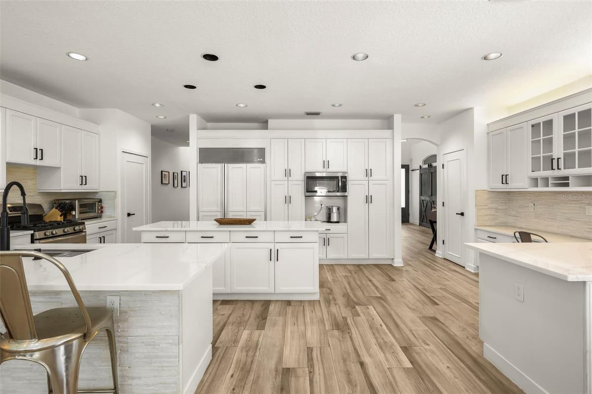 359 VISTA OAK DRIVE — photo 15 of 61