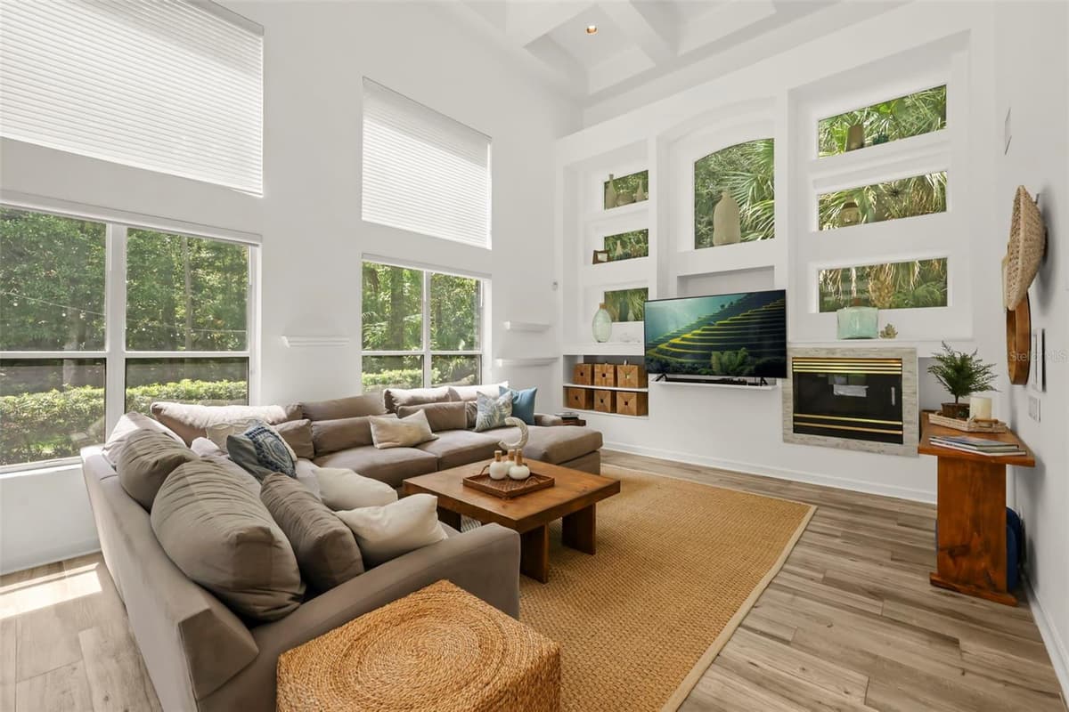 359 VISTA OAK DRIVE — photo 13 of 61