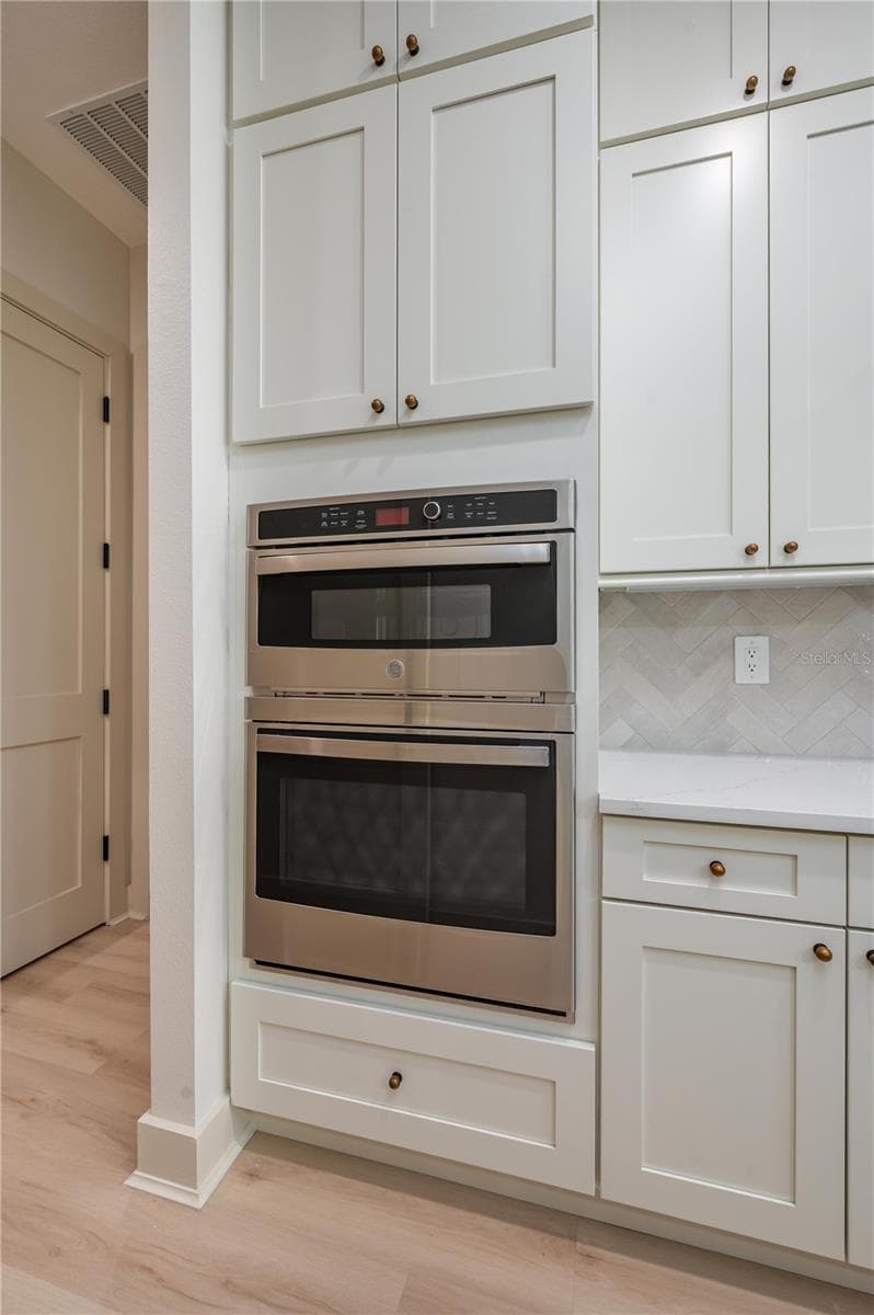 5410 PARKER ESTATES LOOP — photo 9 of 34