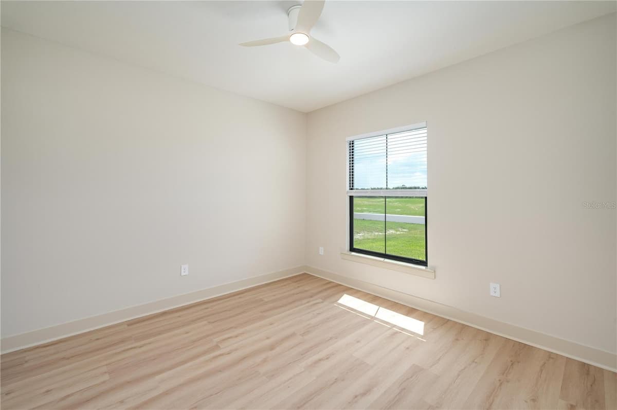 5410 PARKER ESTATES LOOP — photo 23 of 34