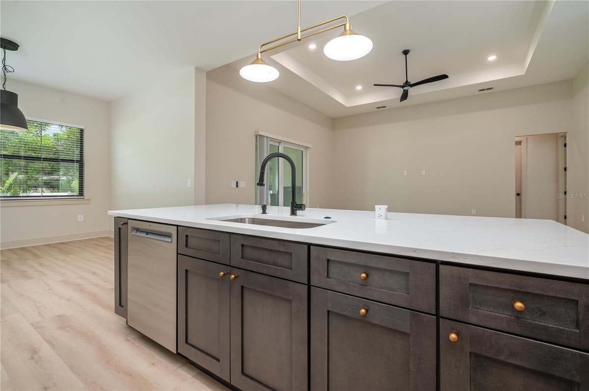 5410 PARKER ESTATES LOOP — photo 10 of 34