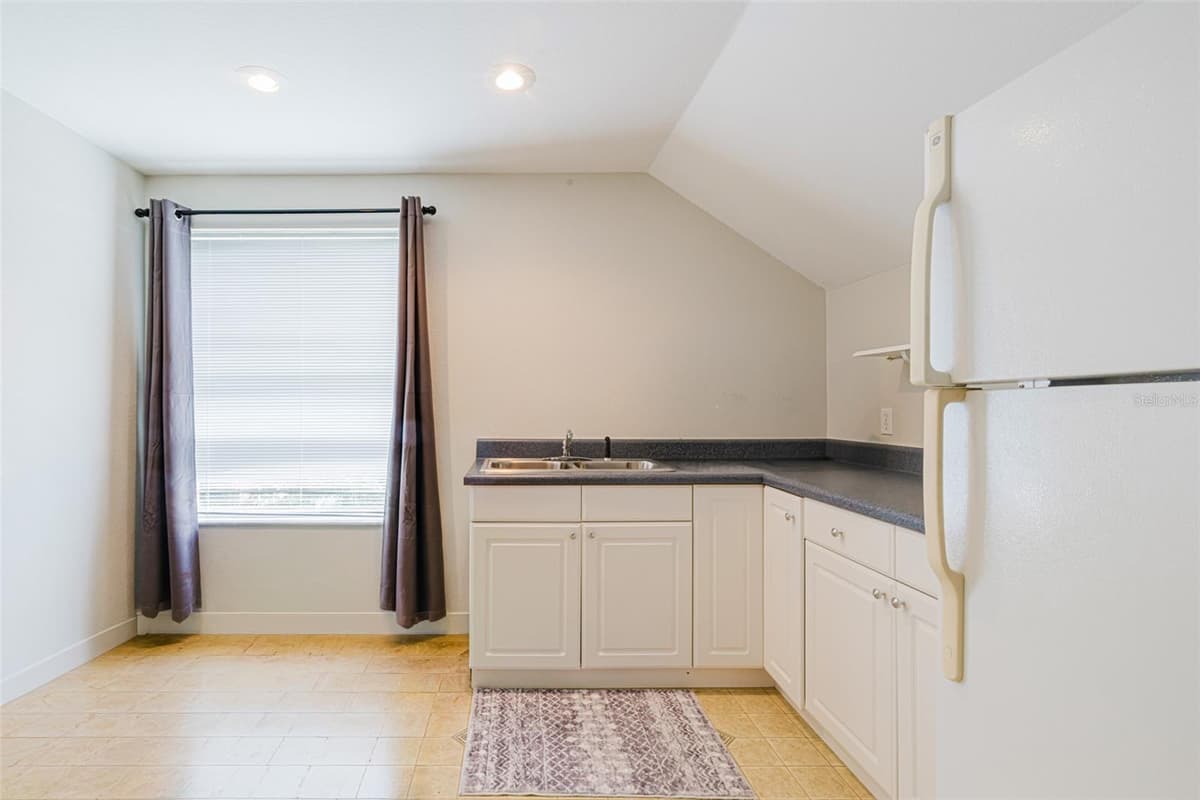 13668 MARQUETTE BOULEVARD — photo 74 of 94