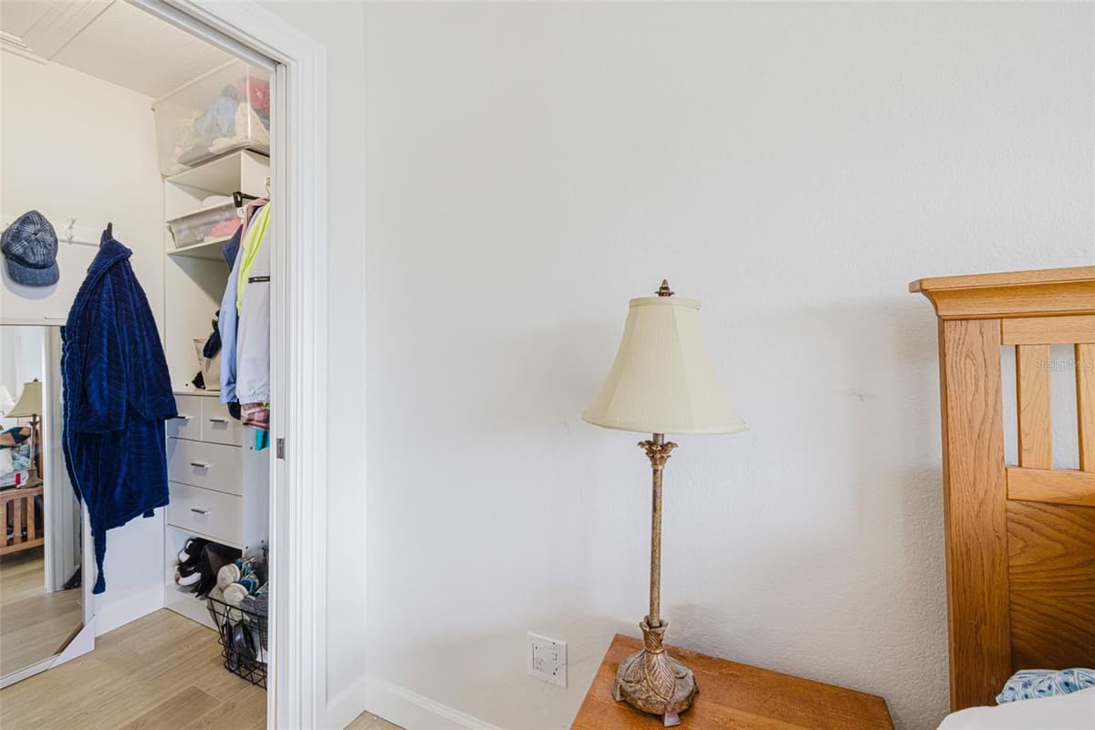 13668 MARQUETTE BOULEVARD — photo 40 of 94