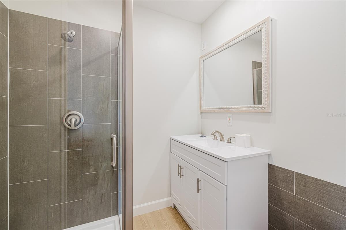 13668 MARQUETTE BOULEVARD — photo 42 of 94