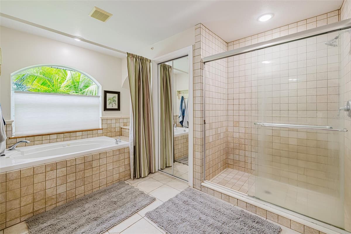 13668 MARQUETTE BOULEVARD — photo 31 of 94