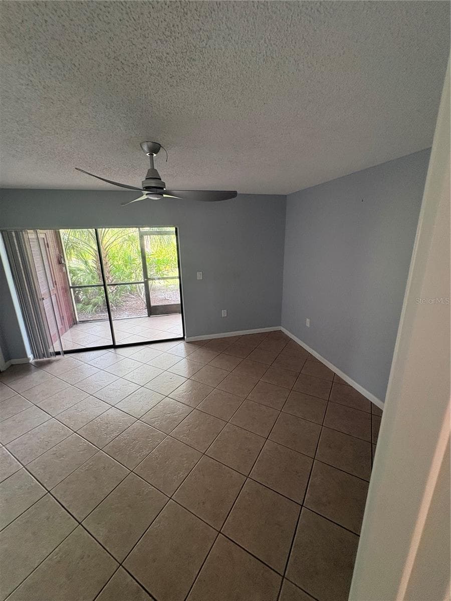 9 QUAILS RUN BOULEVARD — photo 19 of 36