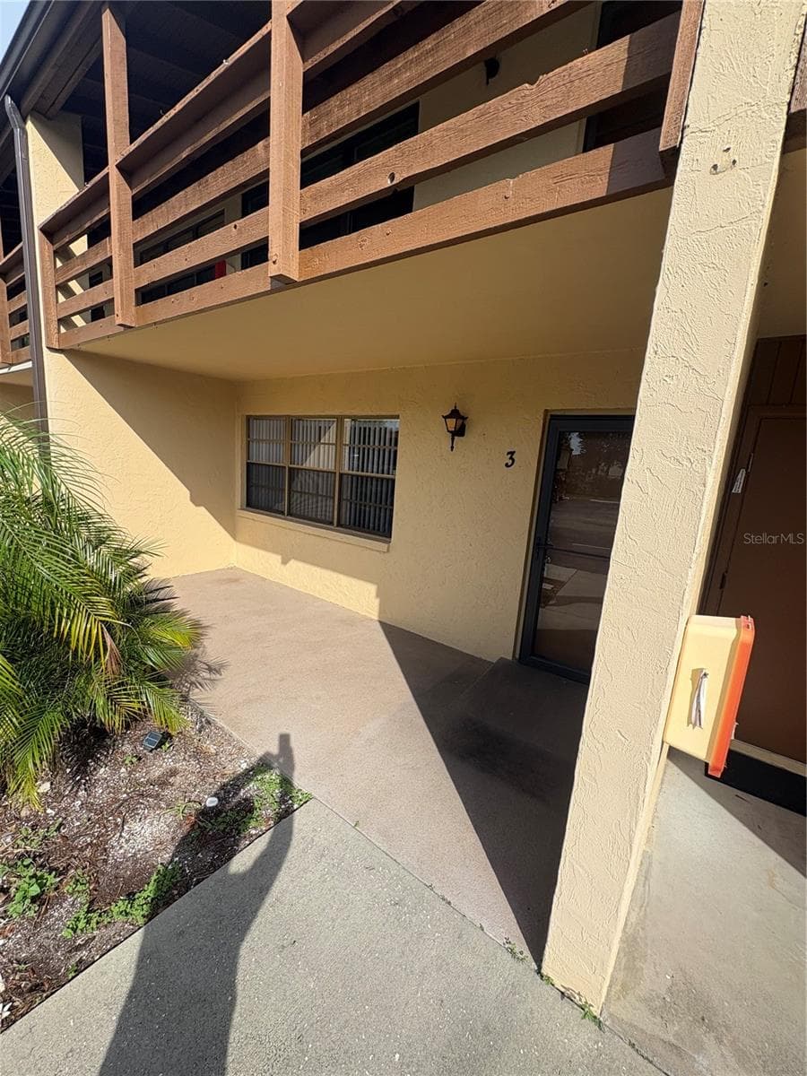 9 QUAILS RUN BOULEVARD — photo 36 of 36