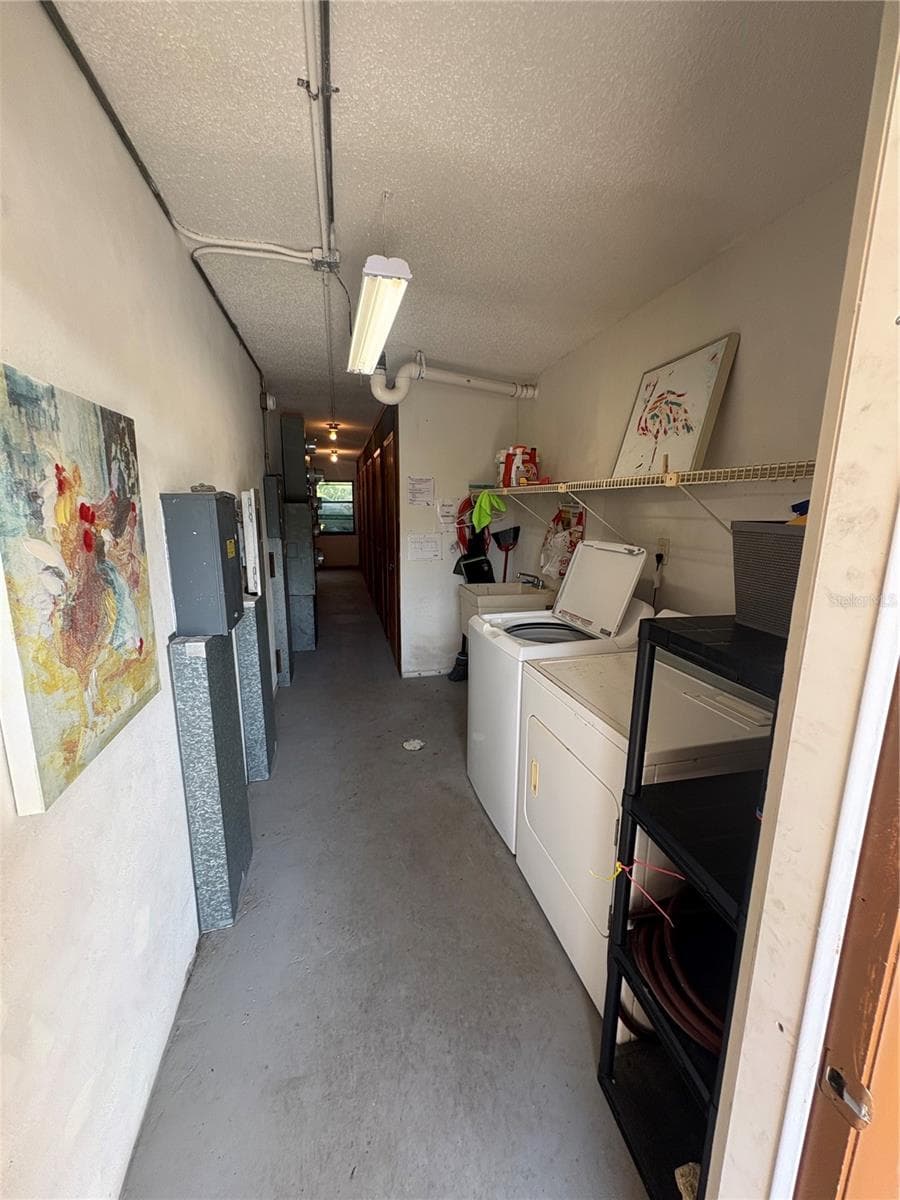 9 QUAILS RUN BOULEVARD — photo 33 of 36