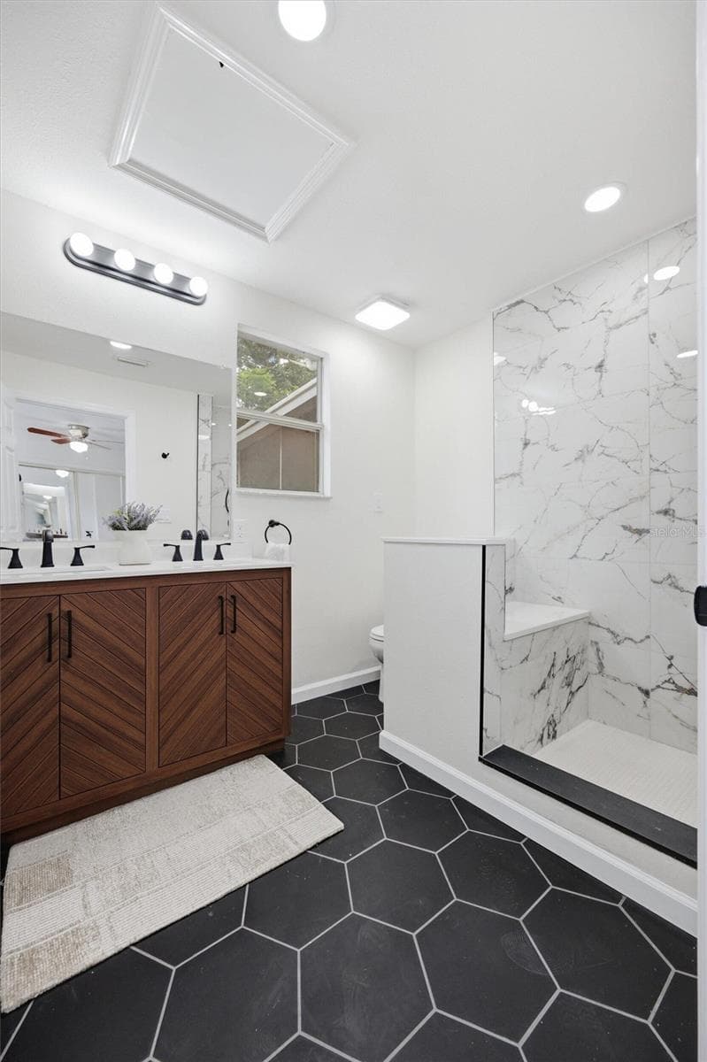 7242 LYNNWOOD AVENUE — photo 48 of 49