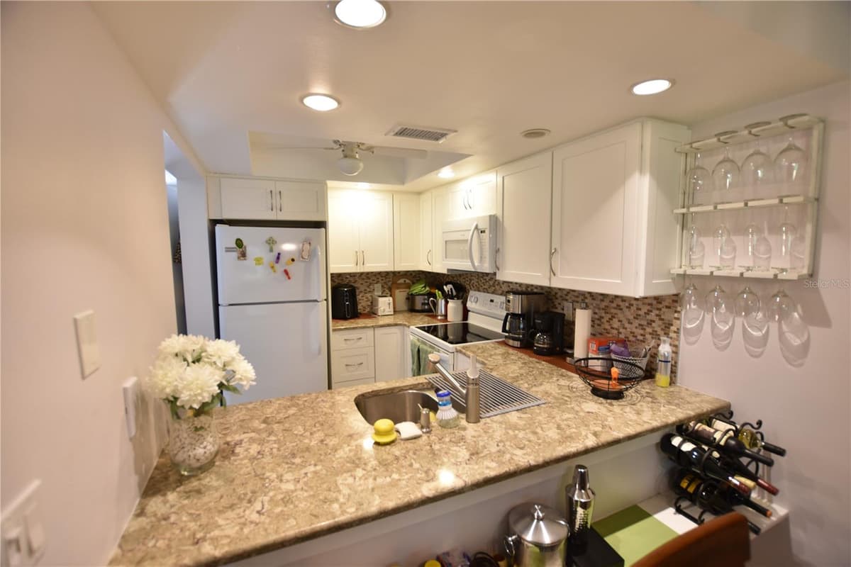 4626 RINGWOOD MEADOW — photo 3 of 17