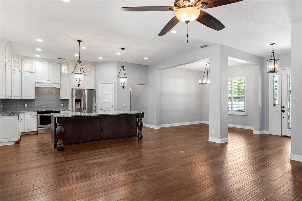 6010 BOB HEAD ROAD — photo 12 of 41