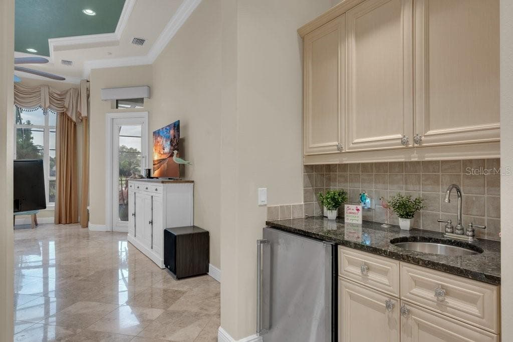 6217 KINGBIRD MANOR DRIVE — photo 37 of 95