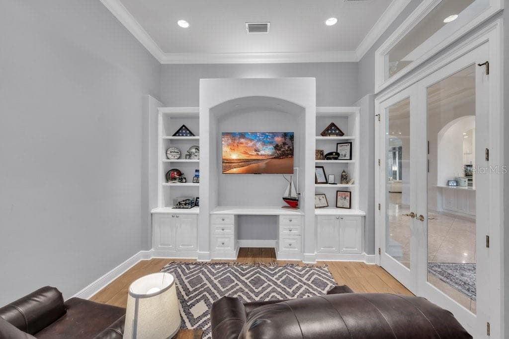 6217 KINGBIRD MANOR DRIVE — photo 50 of 95