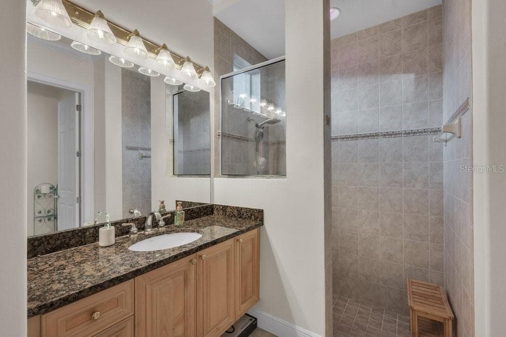 6217 KINGBIRD MANOR DRIVE — photo 44 of 95