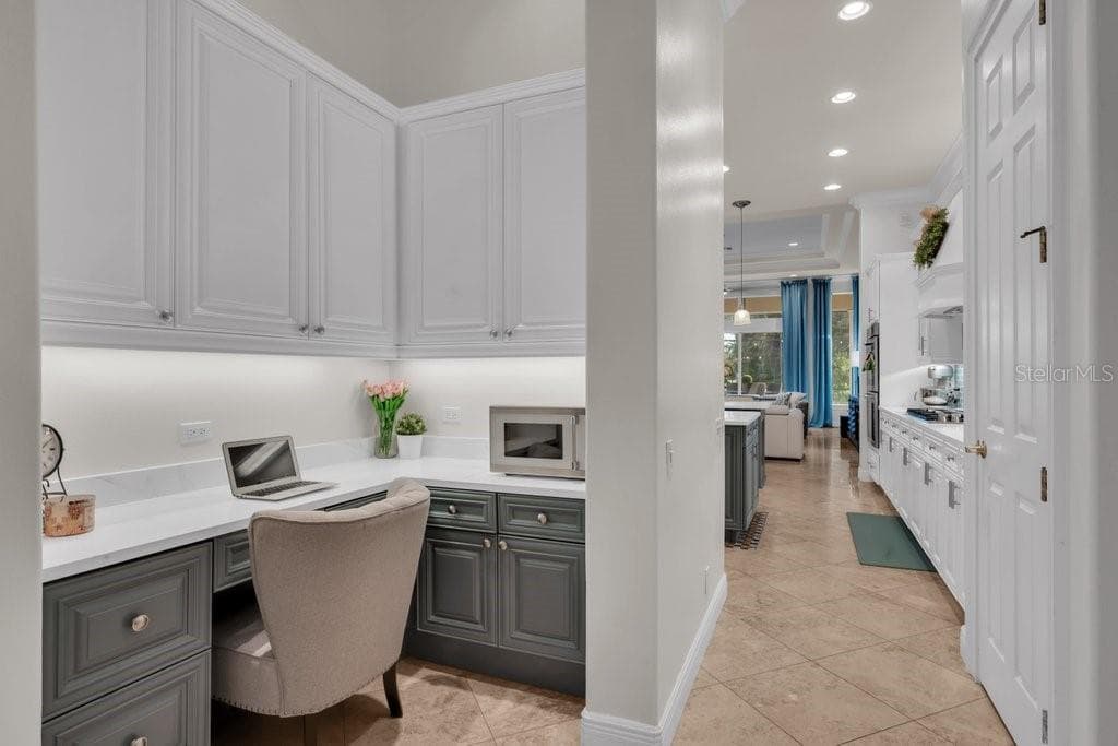 6217 KINGBIRD MANOR DRIVE — photo 32 of 95